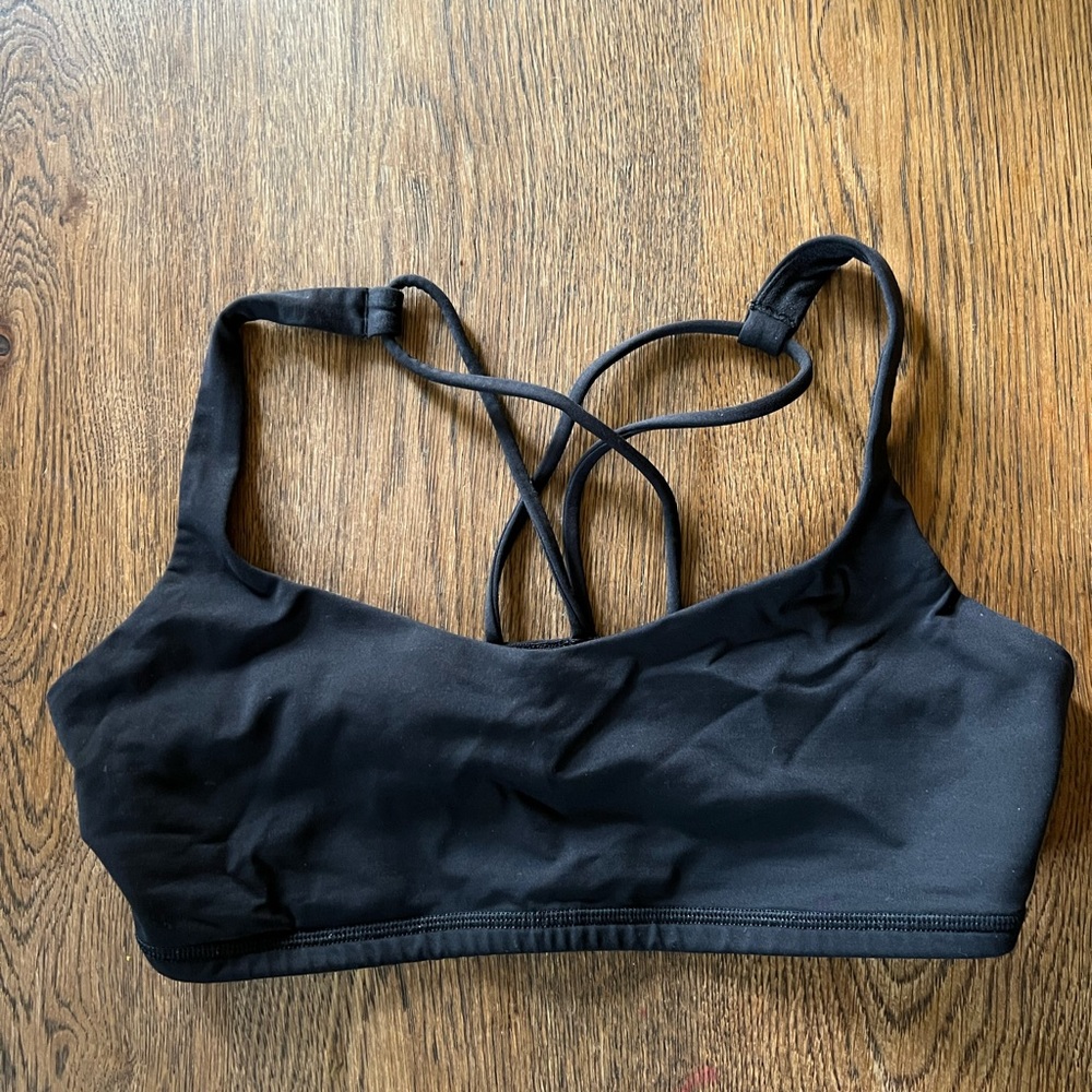 Lululemon sports bra energy bra black